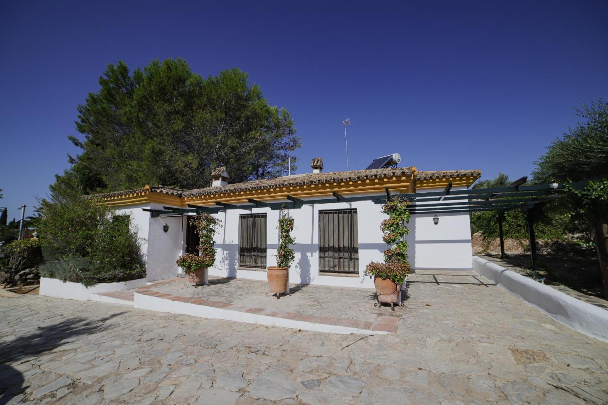 בית הארחה וייאמרטין 	Hacienda El Rosalejo מראה חיצוני תמונה